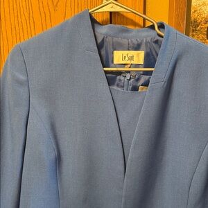 Le Suit Classic Blue Jacket